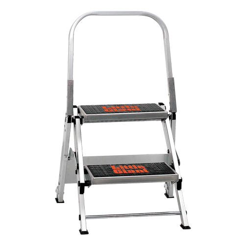 Safety Stepladder, 1.5', Aluminum, 300 lbs. Capacity, Type 1A Trail Hammer and Bolt