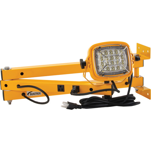 Lampe de quai, Bras 40", 50 W, Ampoule DEL, M&eacute;tal Trail Hammer and Bolt