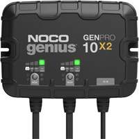 Chargeur de batterie embarqu&eacute; &agrave; 2 sorties de 20 amp&egrave;res GenPro10X2 Genius Trail Hammer and Bolt