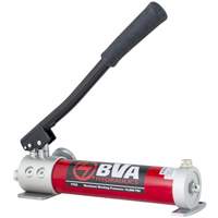 Pompe manuelle &agrave; deux vitesses avec r&eacute;servoir de 21,4 po³ Trail Hammer and Bolt