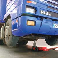 4-Stage Jack, 17 Ton(s)/28 Ton(s)/55 Ton(s)/88 Ton(s), Air Hydraulic Trail Hammer and Bolt