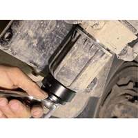 Douille de 46 mm pour filtre DEF avec entraînement de 3/8 po Trail Hammer and Bolt