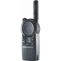 Radio bidirectionnelle commerciales s&eacute;rie CLS, Bande UHF, 4 canaux, Port&eacute;e 200 000 pi² Trail Hammer and Bolt