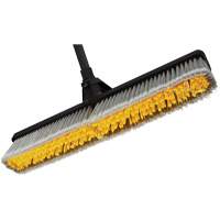 Balai-brosse multisurfaces, 24", Moyen, Soies Polypropyl&egrave;ne Trail Hammer and Bolt