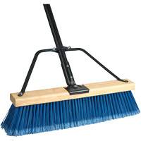 Balai-brosse &agrave; manche renforc&eacute; Ryno, 36", Fin, Soies PVC Trail Hammer and Bolt