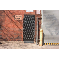 Barri&egrave;res de porte robustes, Simple, 4' lo x 6' 6" h d&eacute;ploy&eacute; Trail Hammer and Bolt