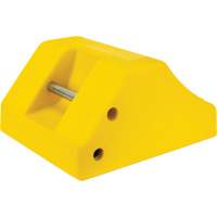 Cale de roue robustes, Ur&eacute;thane, Jaune, 15-1/2" la x 17-7/10" p x 10" h Trail Hammer and Bolt