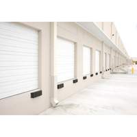 Butoirs de quai lamell&eacute;s, Horizontal, Caoutchouc, 36" la x 4" p x 12" h Trail Hammer and Bolt