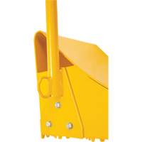 Cale de roue pour la glace avec poign&eacute;e ergonomique, Acier, Jaune, 8-1/16" la x 10-5/8" p x 8-13/16" h Trail Hammer and Bolt