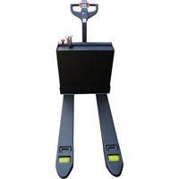 Transpalette &eacute;lectrique motoris&eacute; a/plateforme &agrave; conducteur debout, Capacit&eacute; 4500 lb, 48" lo x 30,25" la Trail Hammer and Bolt