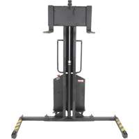 Gerbeur motoris&eacute; avec m&acirc;t &eacute;troit, Fonctionnement &eacute;lectrique, Capacit&eacute; 1000 lb, Lev&eacute;e max 63" Trail Hammer and Bolt