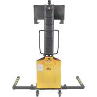 Gerbeur motoris&eacute; avec m&acirc;t &eacute;troit, Fonctionnement &eacute;lectrique, Capacit&eacute; 1000 lb, Lev&eacute;e max 63" Trail Hammer and Bolt