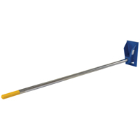 Fl&egrave;che de chariot &eacute;l&eacute;vateur pour tapis, 108-1/2" longueur, Install&eacute; sur tablier, Capacit&eacute; de 2500 lb Trail Hammer and Bolt