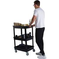 Chariot utilitaire avec tablette &agrave; bordure profonde, 3 tiers, 19" x 39-1/2" x 28-1/4", Capacit&eacute; 330 lb Trail Hammer and Bolt