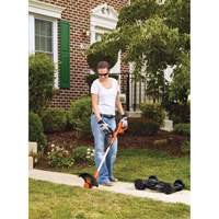 Ensemble de tondeuse compacte sans fil 3 en 1 20 V Max*, Pouss&eacute;e, &agrave; pile, Largeur de coupe 12" Trail Hammer and Bolt