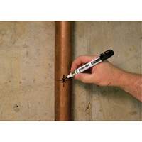Marqueur permanent Dura-Ink 80, Noir, Pointe Moyen Trail Hammer and Bolt