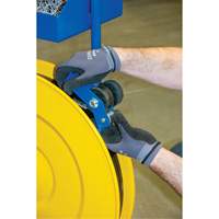 Distributeur de feuillards, Feuillard Polyester/Acier/Polypropyl&egrave;ne, Dia de noyau 16"/8", largeur de rouleau 3"/8"/6" Trail Hammer and Bolt