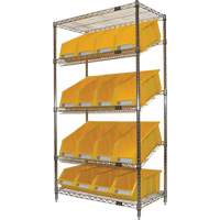 &eacute;tag&egrave;re en treillis m&eacute;tallique &agrave; tablettes inclin&eacute;es avec bacs, Tiers 5, 36" la x 63" h x 18" p Trail Hammer and Bolt