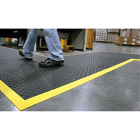 Rejuvenator Connect No. 502 Matting, Polyurethane, 3' W x 3' L, 5/8" Thick, Black Trail Hammer and Bolt