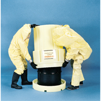 Poly-Overpack&reg; 65 Salvage Drum, 65 US gal., Stationary Trail Hammer and Bolt