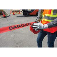 Ruban pour barricade Danger, Bilingue, 3" la x 1000' lo, 1,5 mil, Noir/rouge Trail Hammer and Bolt