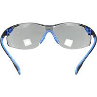 Lunettes de s&eacute;curit&eacute; Solus avec lentilles Scotchgard, Lentille Grise/fum&eacute;e, Antibu&eacute;e, R&eacute;pond ou surpasse la norme CSA Z94.3 Trail Hammer and Bolt