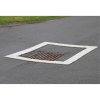 Spilltration Husky Strips, Oil Only, 64" x 8", 4 gal. Absorbancy Trail Hammer and Bolt