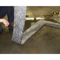 Spilltration Husky Strips, Oil Only, 64" x 8", 4 gal. Absorbancy Trail Hammer and Bolt