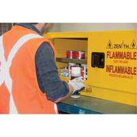 Armoire pour produits inflammables, 12 gal., 2 Porte(s), 43" La x 18" h x 18" p Trail Hammer and Bolt