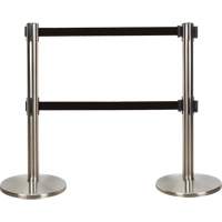 Barri&egrave;re pour le contr&ocirc;le des foules &agrave; courroie double, Acier, 35" h, Ruban Noir, Longueur du ruban 7' Trail Hammer and Bolt