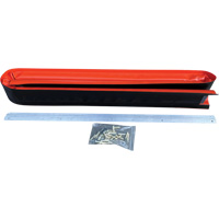 Ultra-Berm Builder Plus avec bandes de montage et ancrages Trail Hammer and Bolt