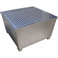 Ultra-IBC Spill Pallet en acier, Capacit&eacute; de d&eacute;versement 370 gal. US, 57,6" x 34,7" x 56,9" Trail Hammer and Bolt