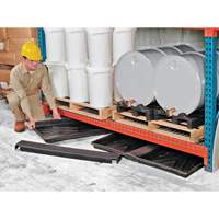 Ultra-Rack Containment Tray – plateau triple, 72" lo x 44" la x 2,8" h, Cap. de d&eacute;versement 24 gal. US Trail Hammer and Bolt