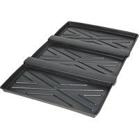 Ultra-Rack Containment Tray – plateau triple, 72" lo x 44" la x 2,8" h, Cap. de d&eacute;versement 24 gal. US Trail Hammer and Bolt
