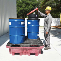 4-Drum Ultra-Spill King&reg; Flat Deck Spill Pallet, 85 US gal. Spill Capacity, 51" x 51" x 17.5" Trail Hammer and Bolt