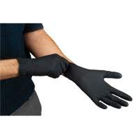 Heavyweight Tactile Grip Examination Gloves, Large, Nitrile, 8-mil, Powder-Free, Black, Class 2 Trail Hammer and Bolt