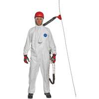 Combinaison jetable compatible avec harnais, Petit, Blanc, Tyvek 500 Trail Hammer and Bolt