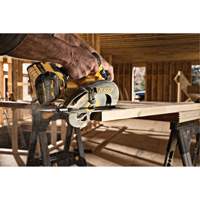 FlexVolt&reg; Max Brushless Circular Saw with Electric Brake (Tool Only), 7-1/4", 60 V Trail Hammer and Bolt