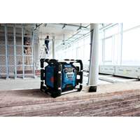 Jobsite Radio with Bluetooth&reg; 5.0 & Power Station, Lithium-Ion, 18 V Trail Hammer and Bolt
