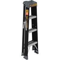 Step Ladder, 4', Fibreglass, 250 lbs. Capacity, Type 1 Trail Hammer and Bolt